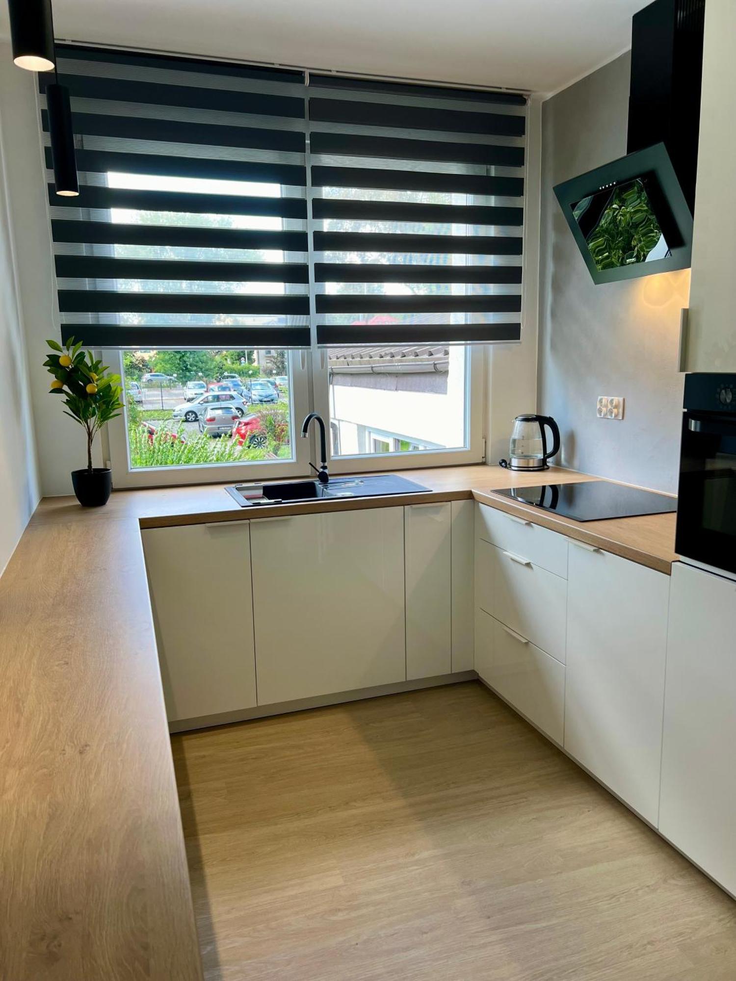 M&S Lux Apartments Kochanowskiego Лодзь Екстер'єр фото