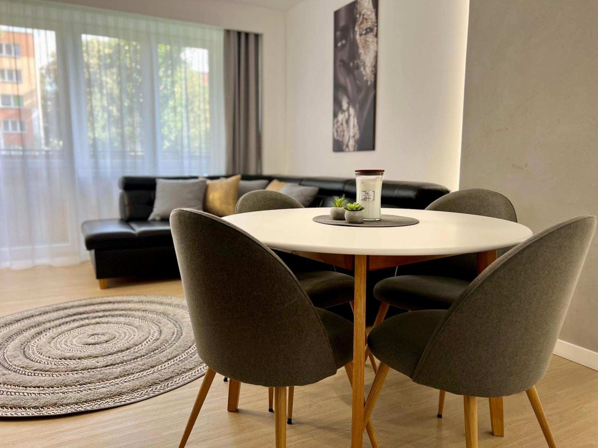 M&S Lux Apartments Kochanowskiego Лодзь Екстер'єр фото